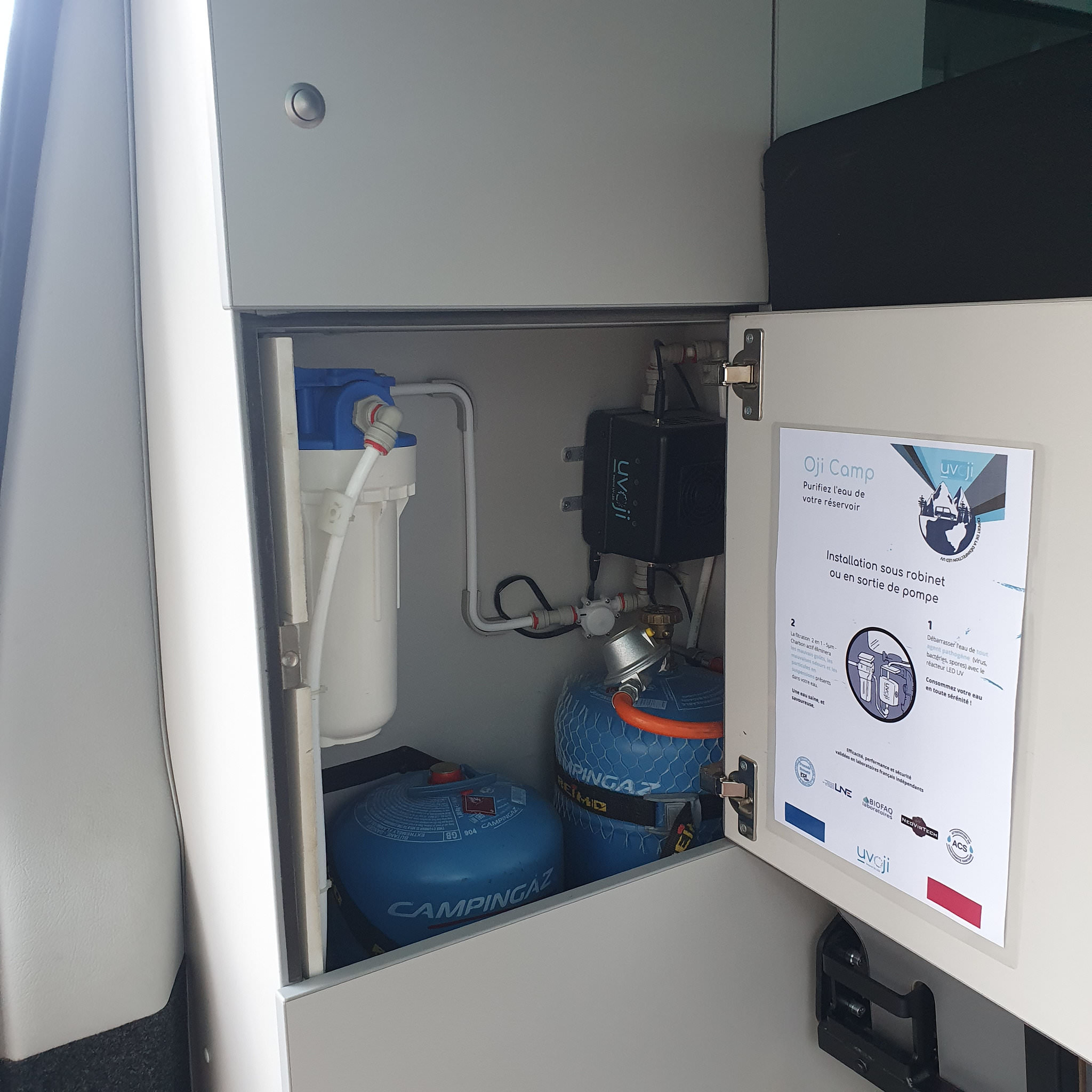 Filtre et module LED UVC Oji camp dans un van aménagé